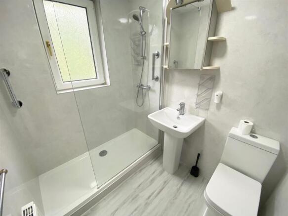 3 bed Semi-Detached for sale Image 7