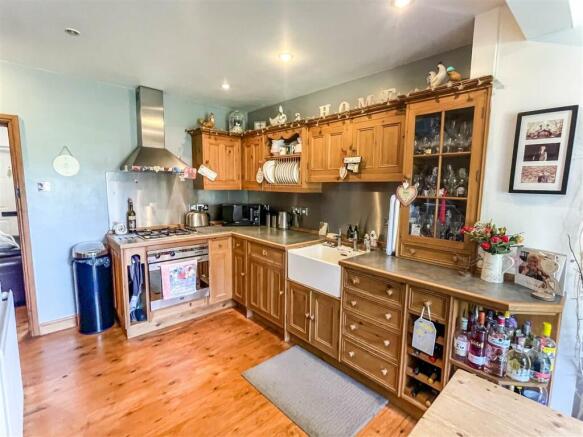 Kitchen / Dining Room