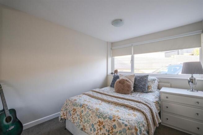 2 bed Bungalow for sale Image 12