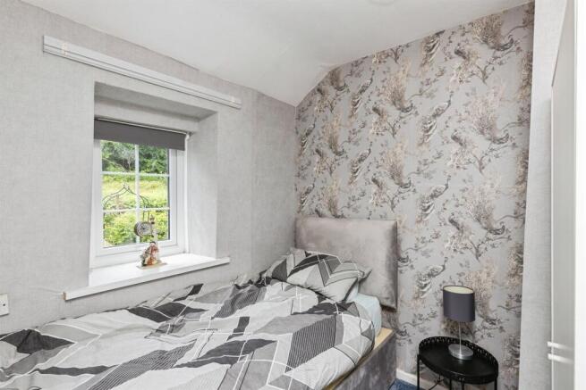 2 bed Terraced for sale Image 9