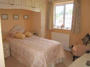 BEDROOM2