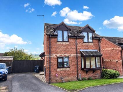 Avranches Avenue, Crediton, Devon