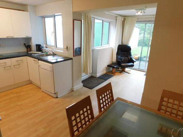 Photo 5