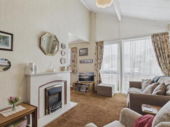 Living Room/Dining Room