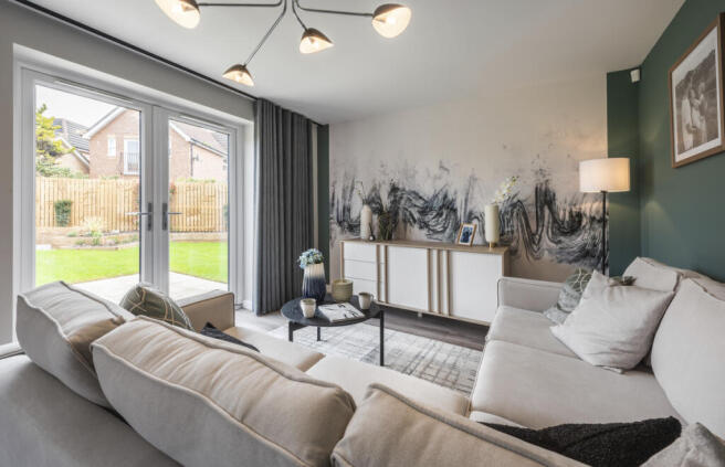 5 bed Detached for sale Image 11