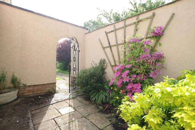 Photo 14