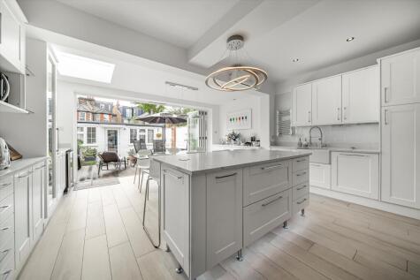 March Road, Twickenham TW1