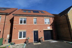 30, Lotus Crescent, Castleford WF10 5ZJ