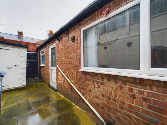 2 bed Terraced for sale Image 12