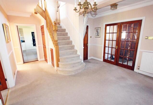 IMG_5150 hall stairs.jpg