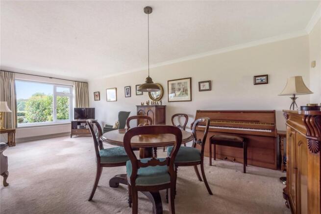 Sitting/Dining Area