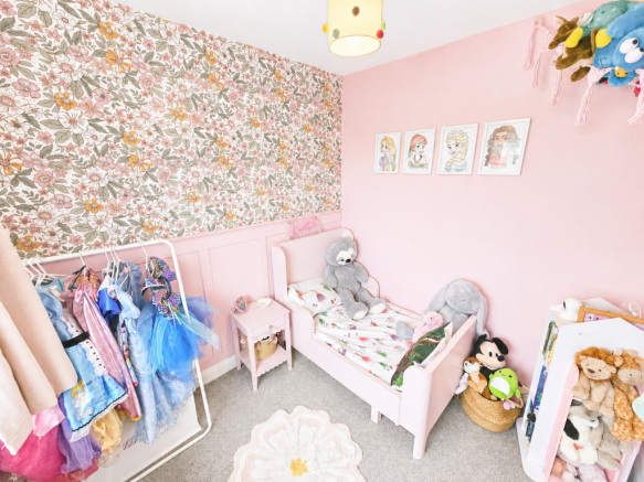 3 bed Terraced for sale Image 7