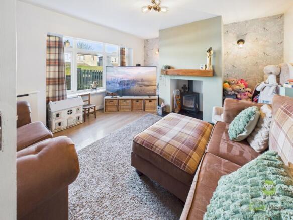 CAM04233G0-PR0050-STILL022