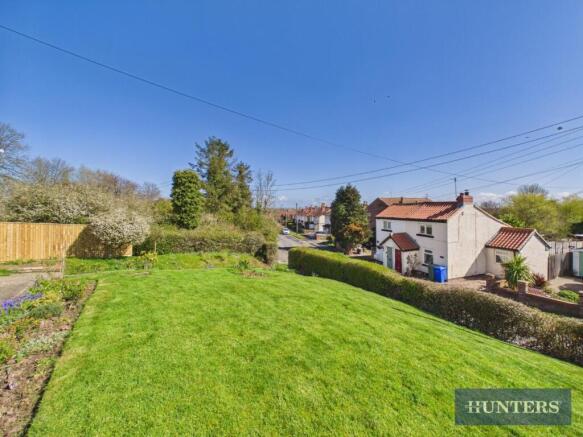 2 bed Semi-Detached Bungalow for sale Image 5