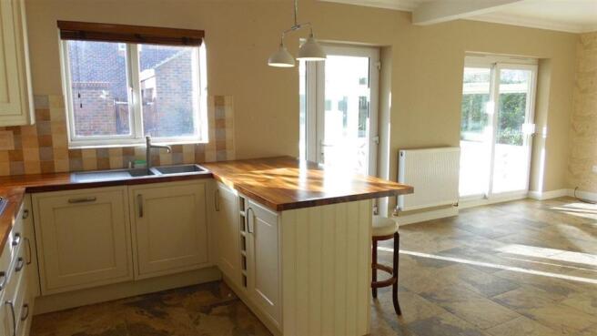 Open Plan Kitchen/ Dining Room