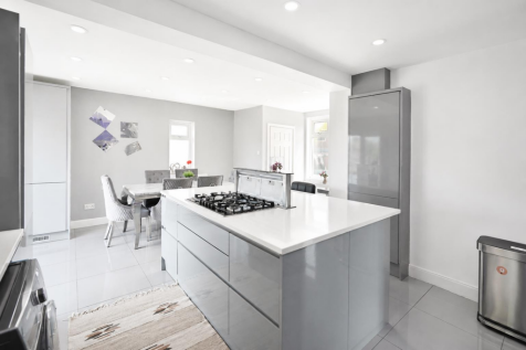 Tarvin Road, Cheadle