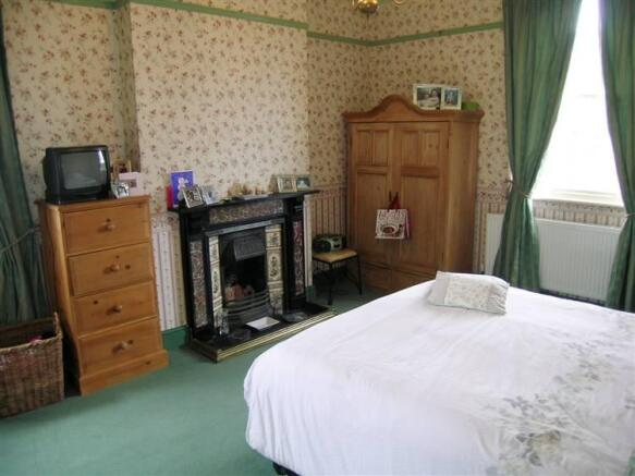 Photo 11
