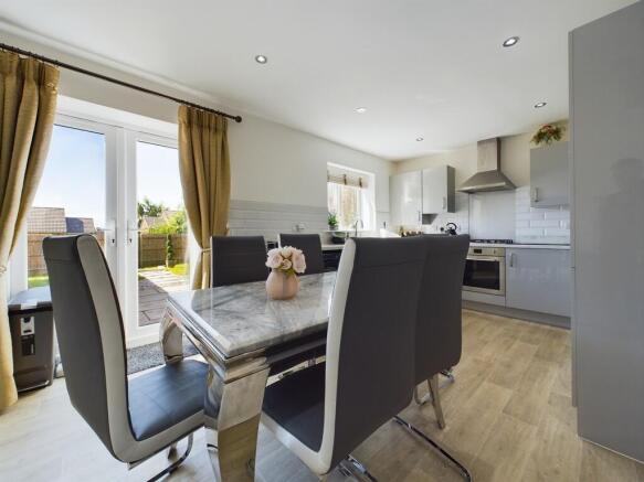 CAM02059G0-PR0161...