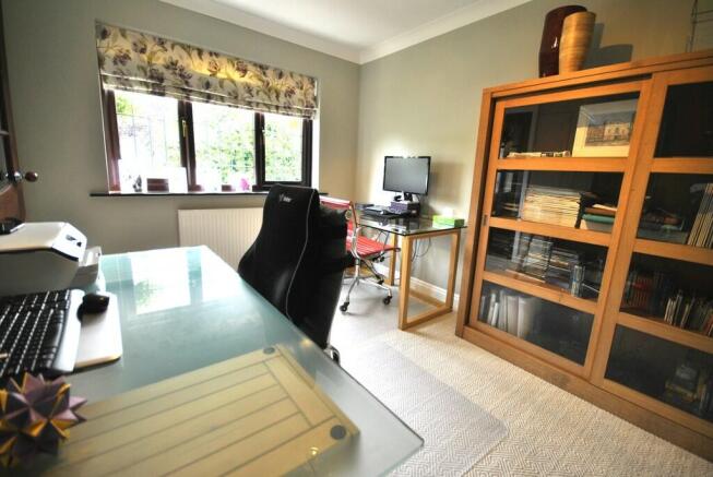 Photo 11
