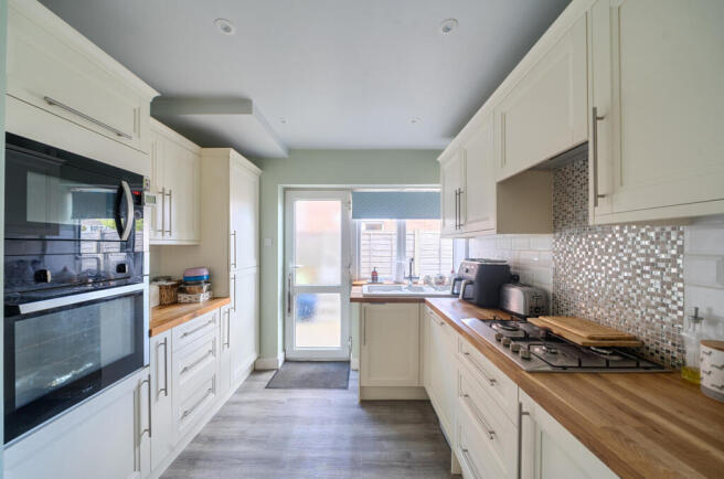 1434626-24-69c546...