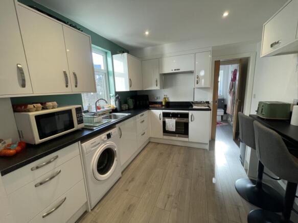 Call 02920 668585 to secure your viewing _69