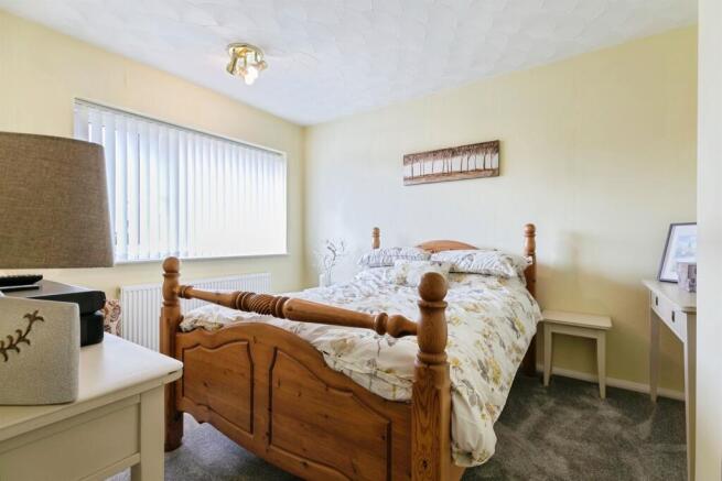 3 bed Semi-Detached for sale Image 12