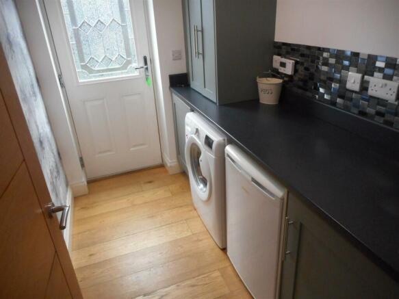 79a Utility Rm.JPG