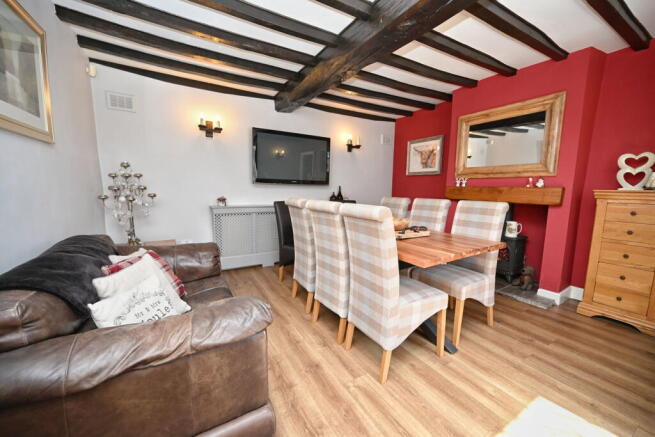 4 bed Cottage for sale Image 5