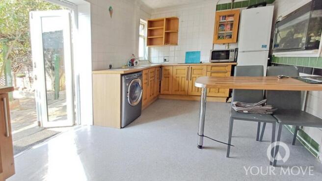 Kitchen/Dining Room