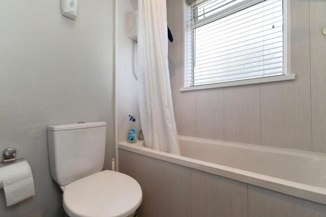 3 bed Semi-Detached for sale Image 9