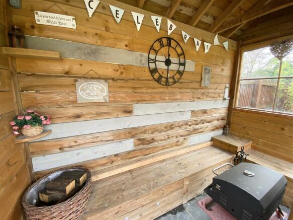 Timber Snug