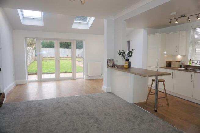 Kitchen/Dining Room
