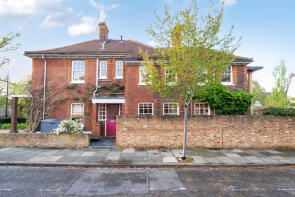 139, Maze Hill, London SE3 7UB