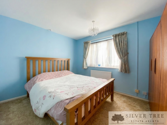 3 bed Detached Bungalow for sale Image 8