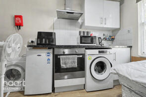 Flat 3, 77, Leslie Road, London E11 4HF