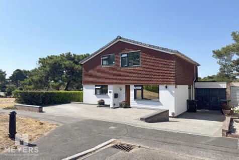 Rydal Close, Christchurch, BH23 2