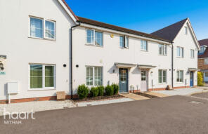 16, Duncombe Close, Witham CM8 1GR