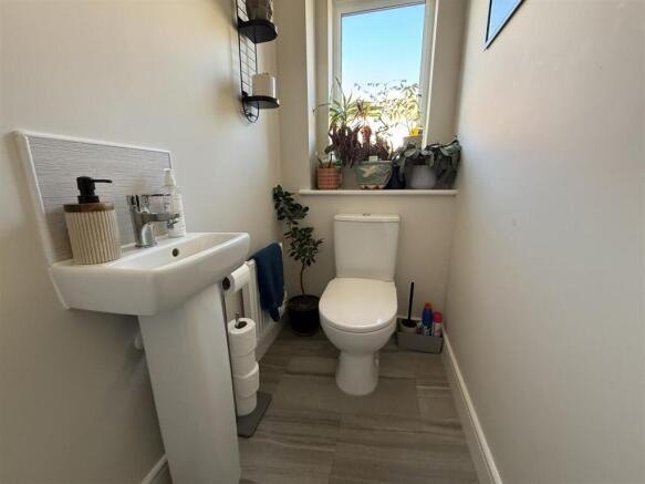 3 bed Detached for sale Image 11