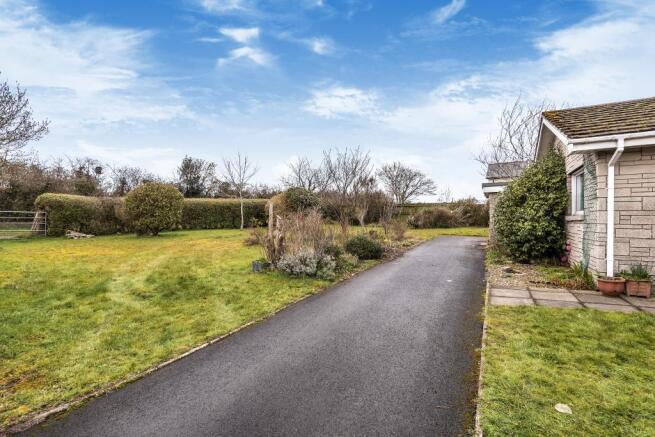 Lawned front garden
