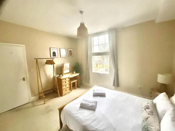 1 bed Flat to rent Image 8