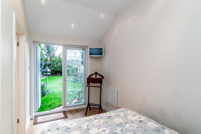 Bedroom/Office Space Annexe