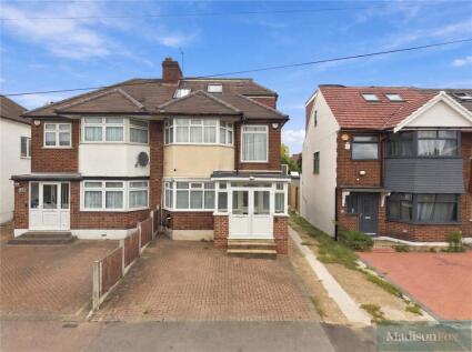 Southend Road, Woodford Green, IG8