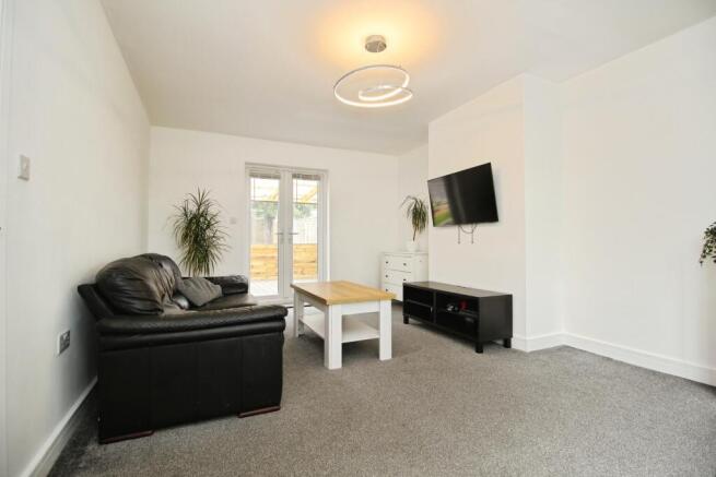 3 bed Semi-Detached for sale Image 7