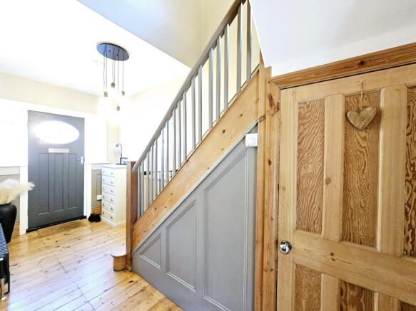 3 bed Semi-Detached for sale Image 8