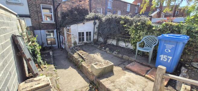 4 bed Terraced for sale Image 11