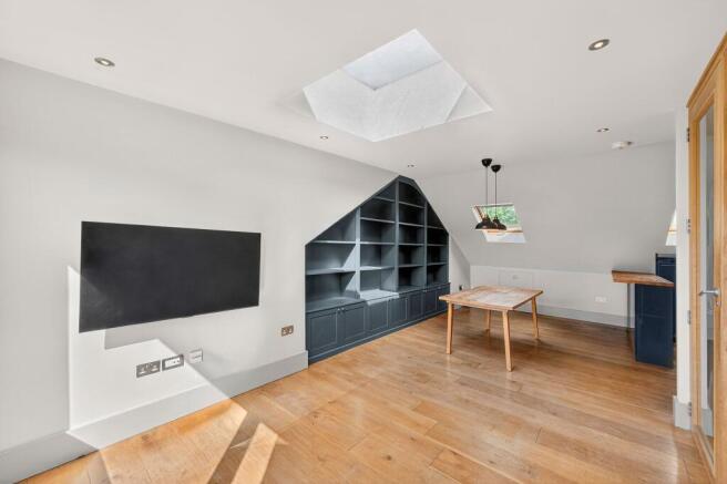 Living / Dining Area, Angle 3