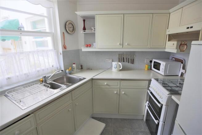 Kitchen.JPG