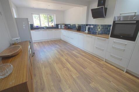 Henham Close, Billericay