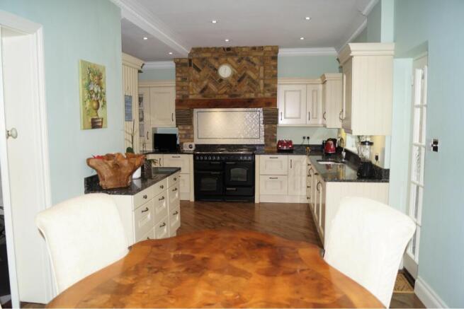 Kitchen / Diner