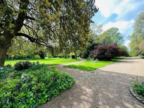 Garden 1.jpg